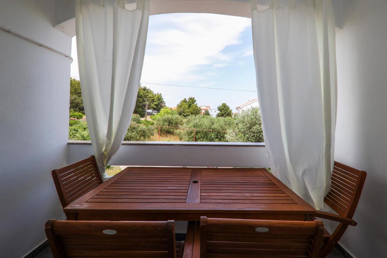 Apartmani Maestral Dobropoljana Buitenkant foto