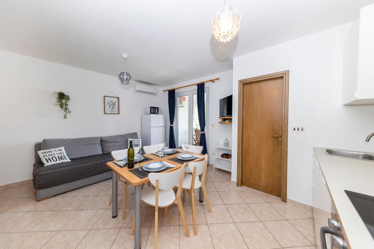 Apartmani Maestral Dobropoljana Buitenkant foto